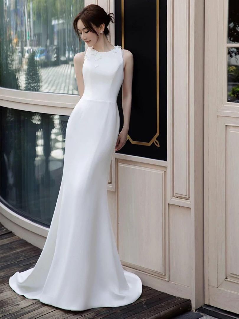 シンプルでも高級感ただようデザイン✨ウェディングドレス　結婚式　前撮り　フォト婚 新品未使用 シンプルでも高級感ただようデザイン ウェディング