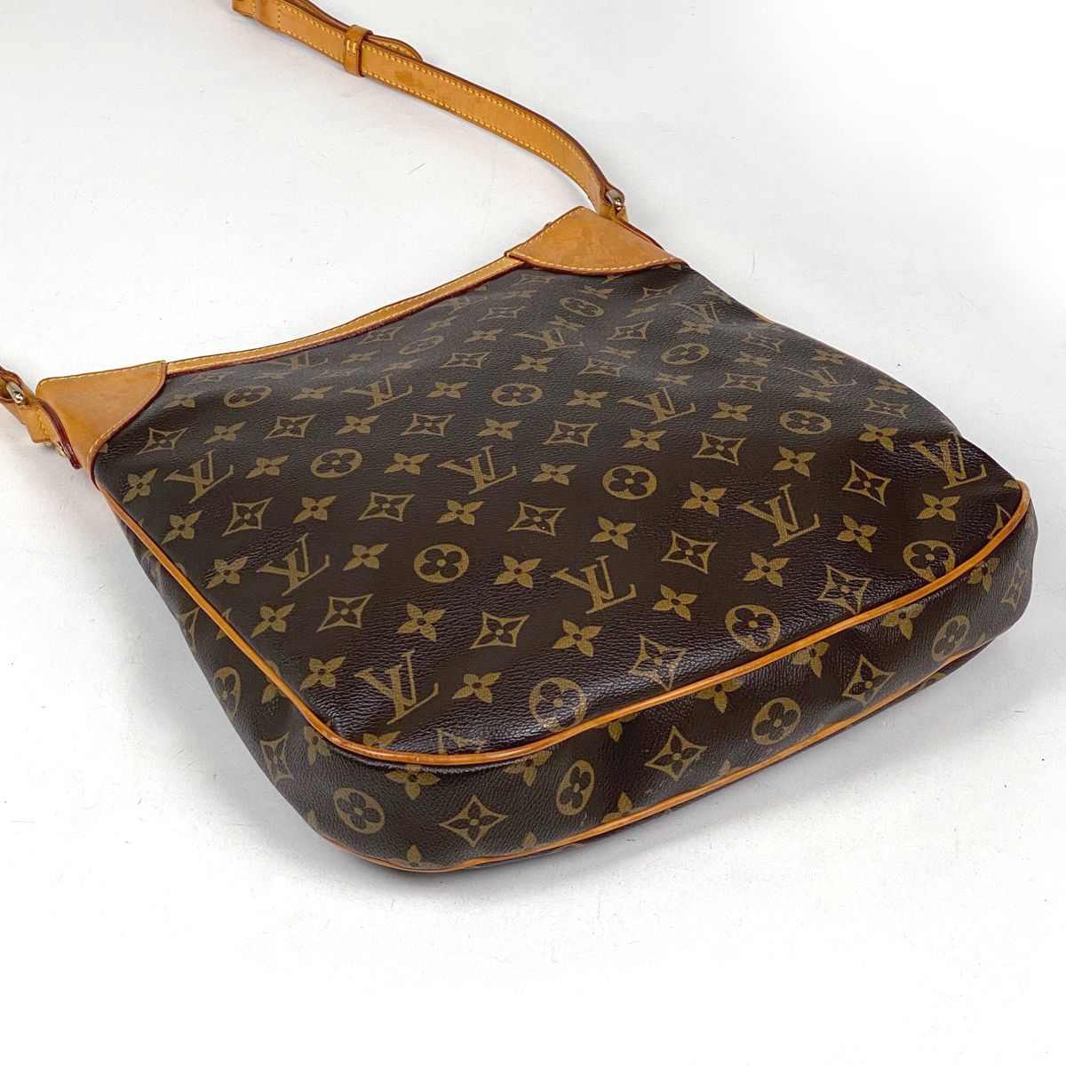 ルイ・ヴィトン Louis Vuitton オデオン MM 斜め掛け ショルダーバッグ 