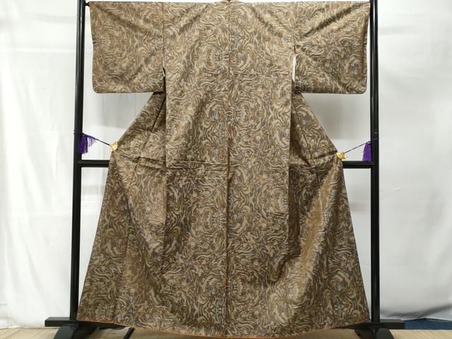 平和屋着物■本場大島紬　7マルキ　幾何学文様　正絹　逸品　未使用　AAAK9925Bph 平和屋着物□本場大島紬 7マルキ 幾何学文様 証紙付き 正絹 逸品