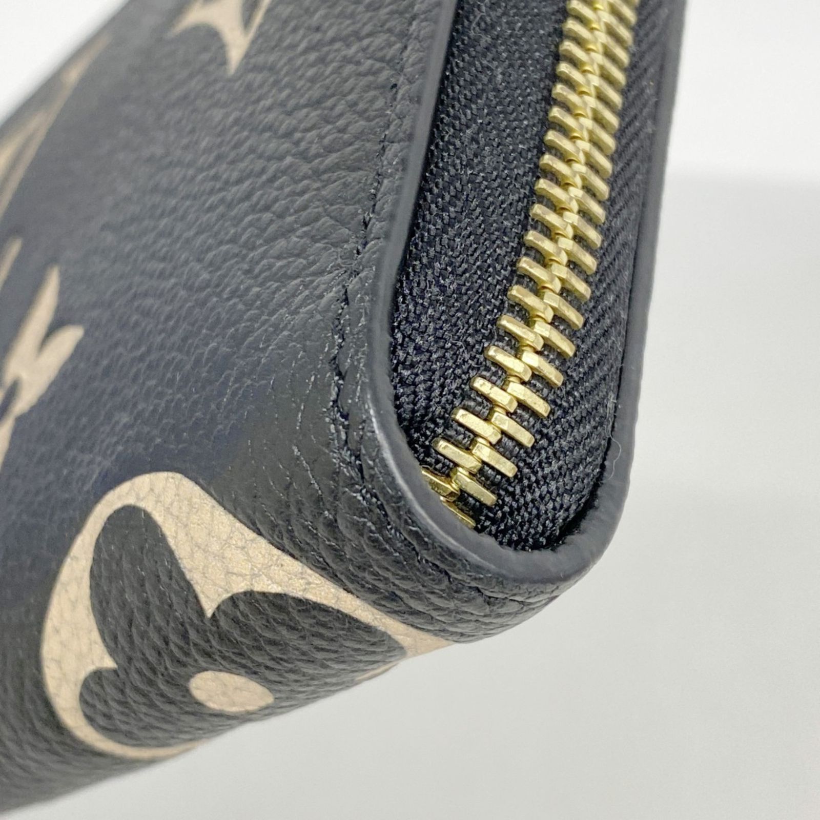 Vuitton ルイ