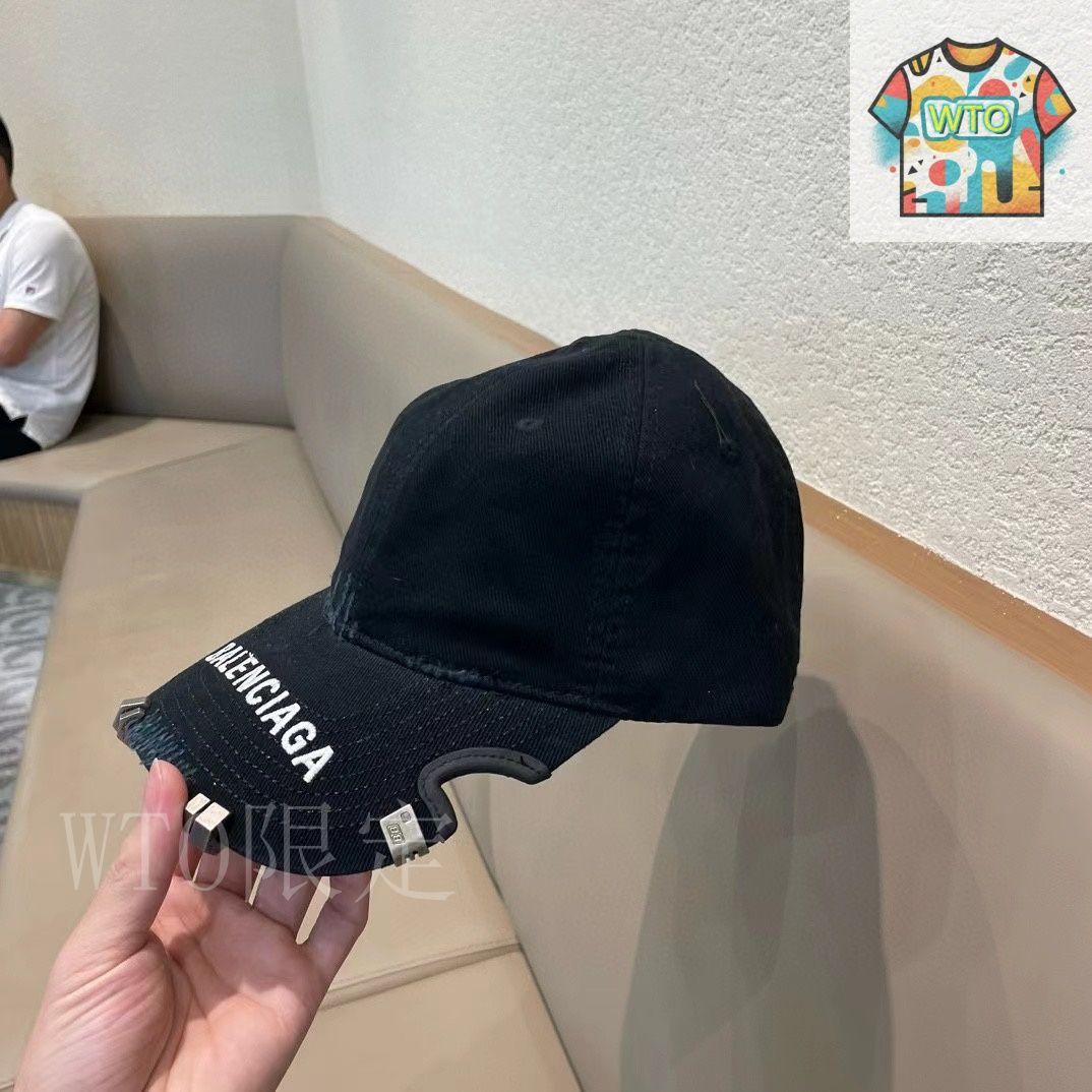 BALENCIAGA バーガンディ ベースボールキャップ BALENCIAGA バレンシアガ ベースボールキャップ 719544 416B6