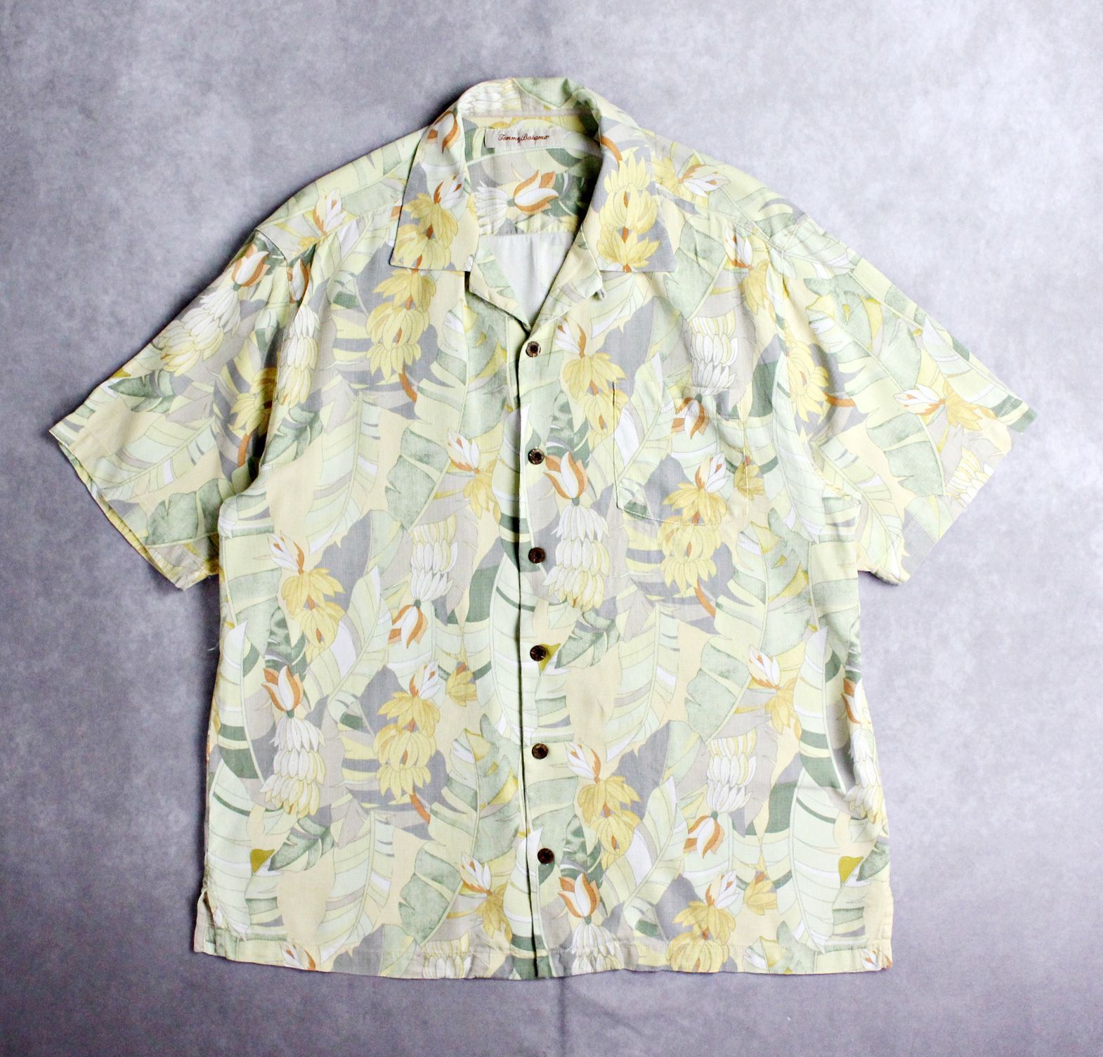 トミーバハマ シルクシャツ 開襟 切り替えカラー トロピカル柄 アロハシャツ TOMMY BAHAMA】ブラック シルク100％ アロハシャツ 開襟シャツ