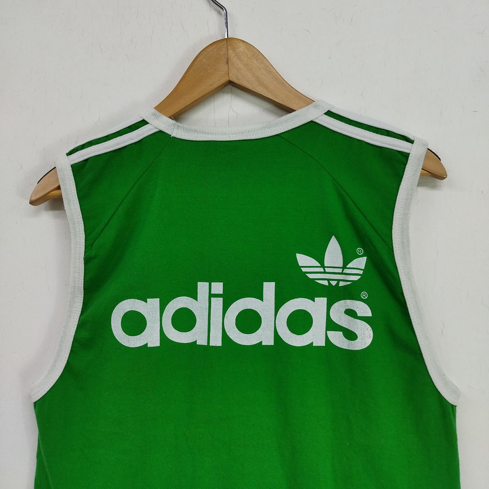 adidas アディダス トレフォイル ロゴ プリント タンクトップ