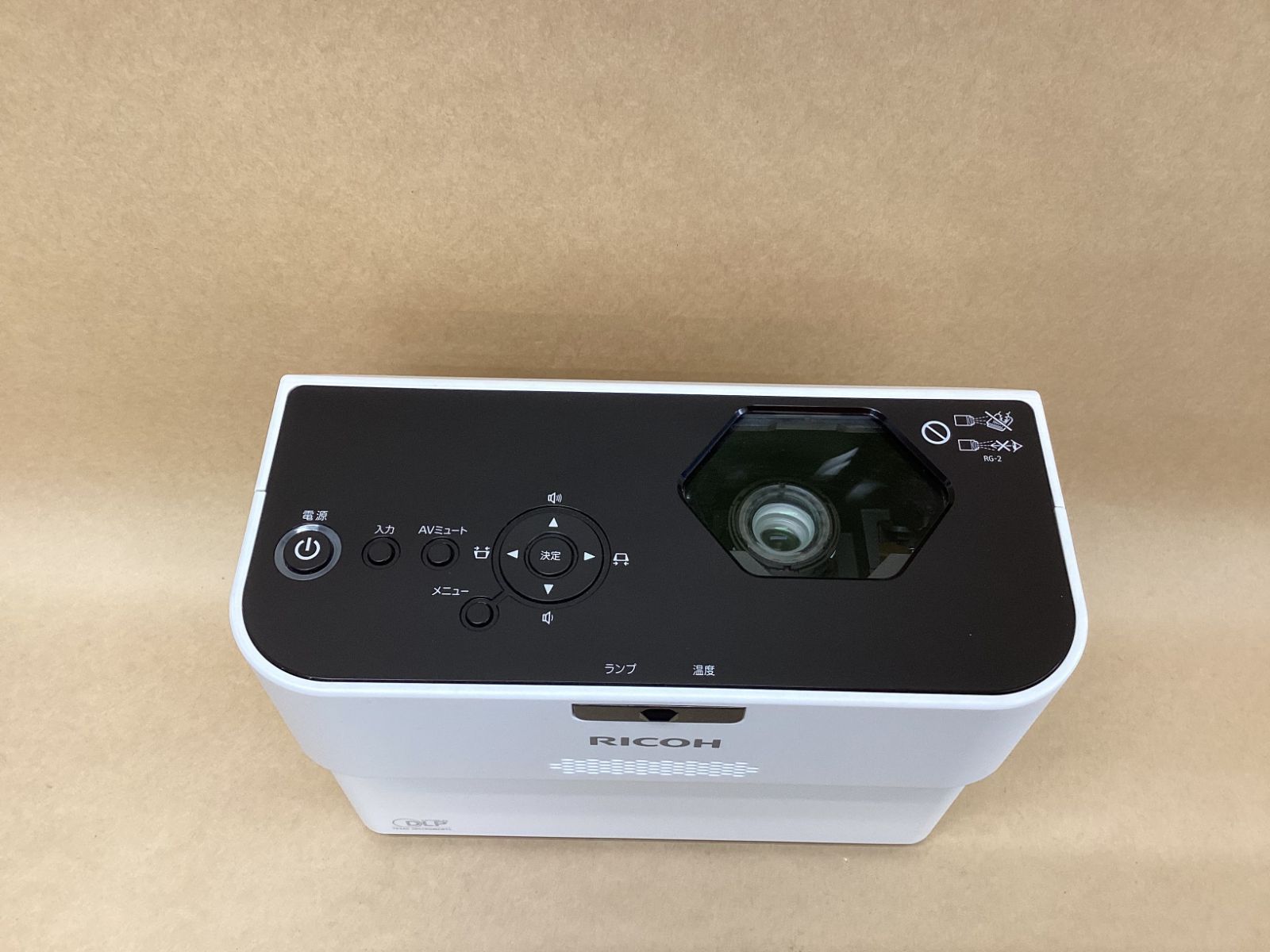 ランプ使用68時間 RICOH 超短焦点プロジェクター PJ WX4152NI