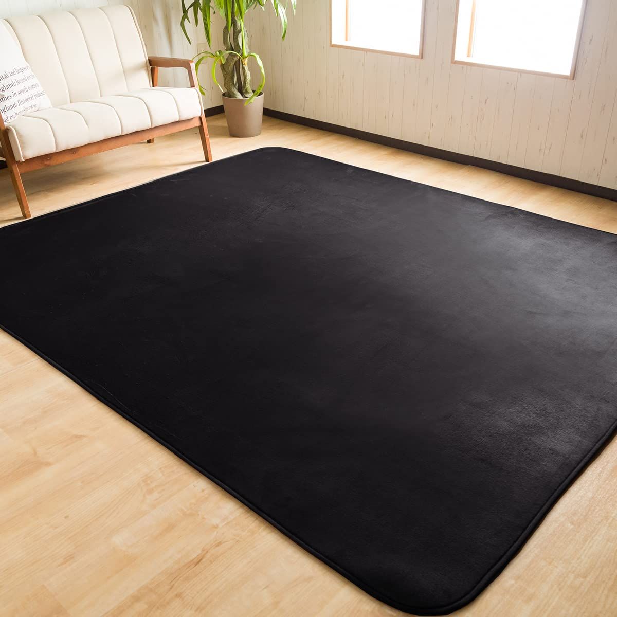 【数量限定】カーペット 肌に優しいふんわり感 子供に安心の抗菌・防臭・防ダニ 200×250cm ラグ フランネルラグ 洗える 滑り止め オールシーズン 床暖房 システムK ホットカーペットOK 絨毯 約3畳 ブラック