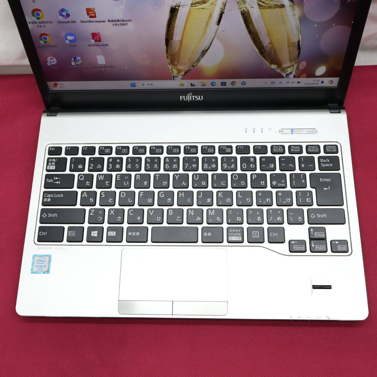 富士通ノートPC ！SSD128GB メモリ4GB☆S936/P Core i5-6300U Web