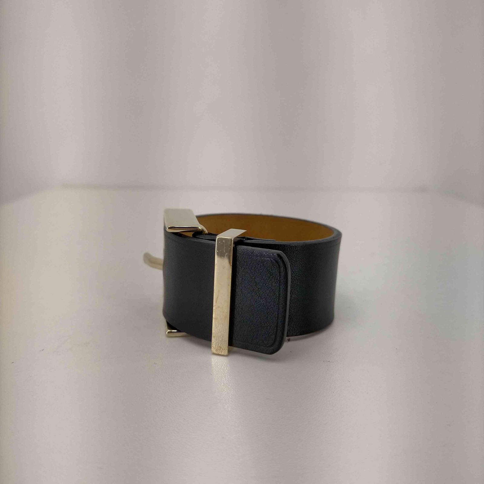 メゾンボアネ maison boinet ワイドレザーバングル レディース 表記無