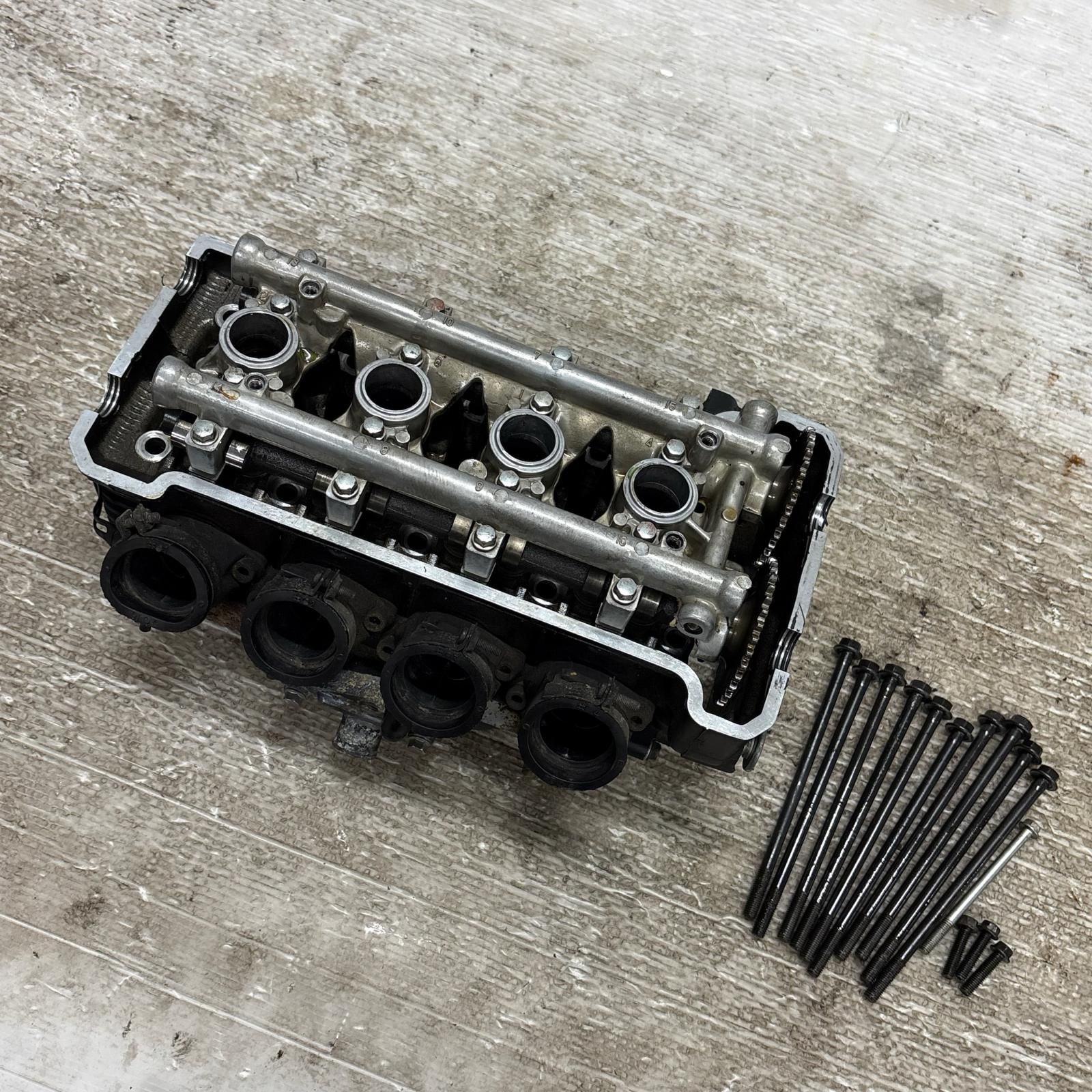 KAWASAKI バリオス2 ZR250B シリンダーヘッド ASSY カワサキ