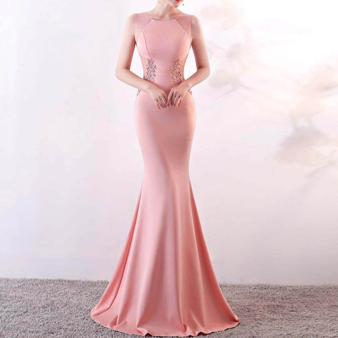 ウエストの花柄が美しい マーメイドイブニングドレス?.?