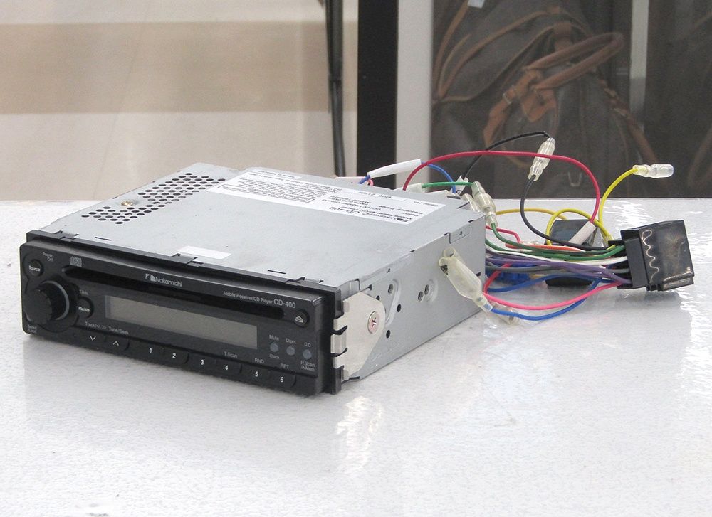 Nakamichi ナカミチ CDプレーヤー AM FMチューナー CD-400 カーオーディオ