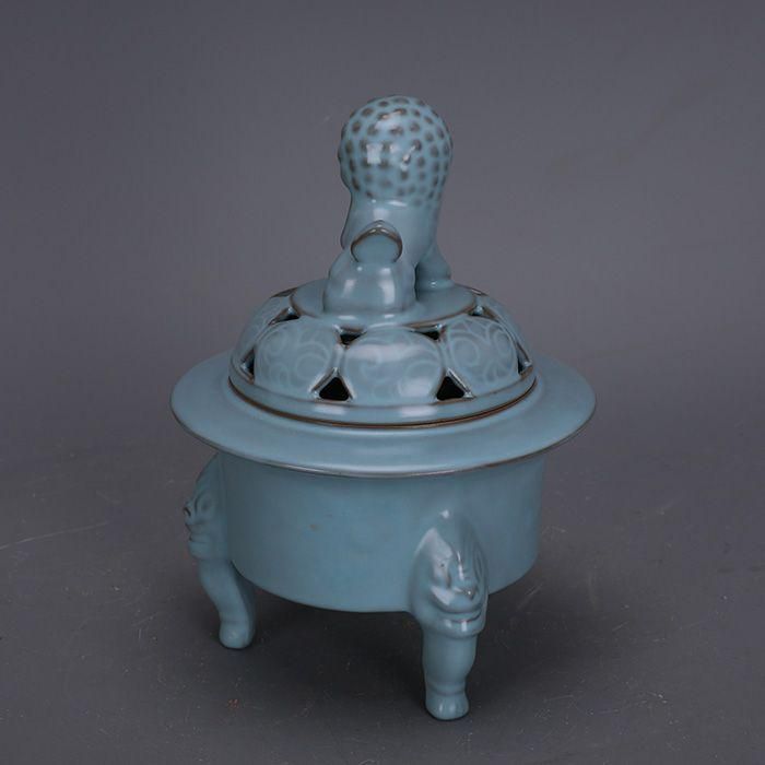 宋汝窯天青色三鳳鳥香炉 景徳鎮 陶磁器 装飾品 現代工芸品 美術品 置物 宋汝窯天青色三鳳鳥香炉 景徳鎮 陶磁器 装飾品 現代工芸品 美術