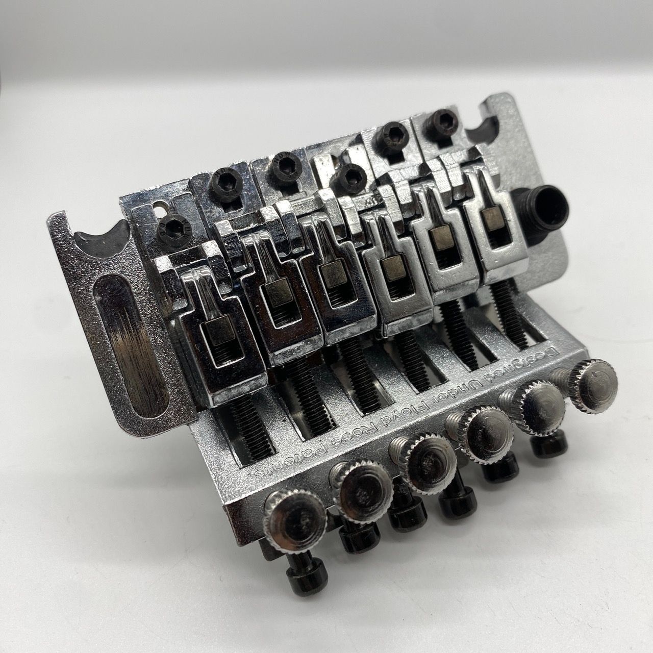 エレキギター用ブリッジ 41dqDAZwevL.jpg_BO30,255,255,