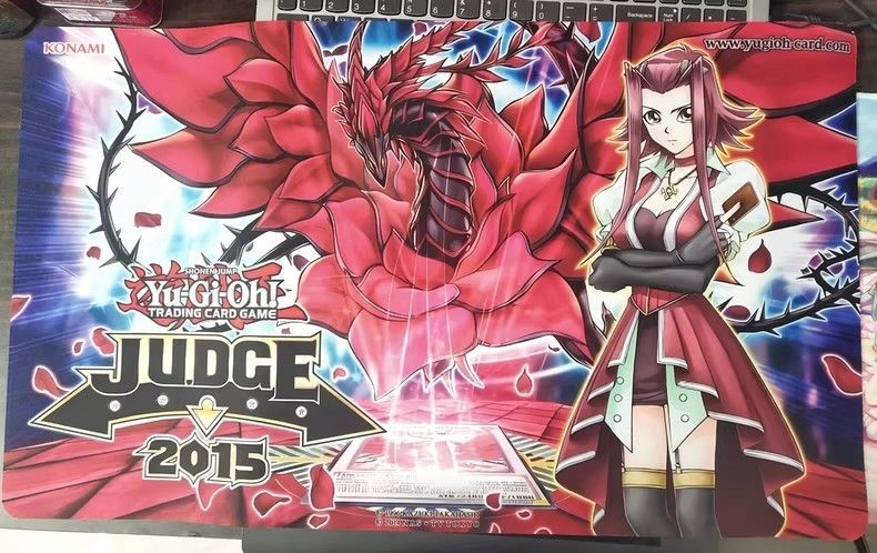 H*o様 遊戯王　ブラックローズドラゴン　プレイマット　デスクマット　ラバーマッ し*じ様 遊戯王 ブラックローズドラゴン プレイマット デスク