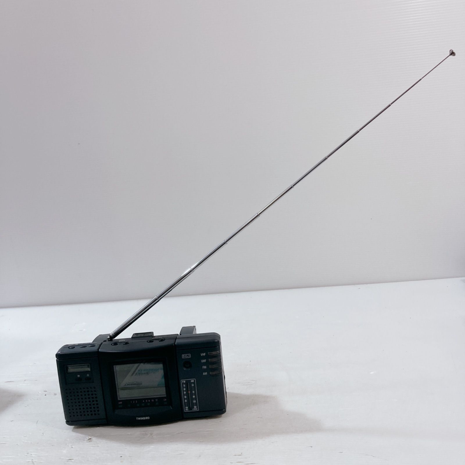 TWINBIRD セフティークルーサーチライト付多機能液晶テレビ VL-9331