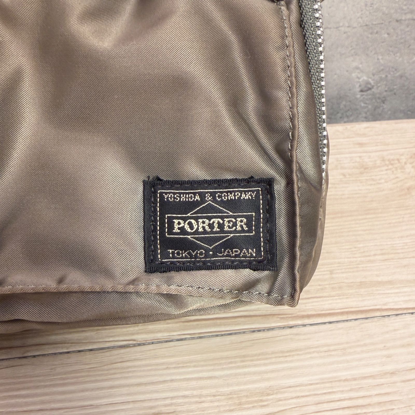 ✨PORTER タンカー カメラバッグ シルバー✨ ショルダーバッグ 内側