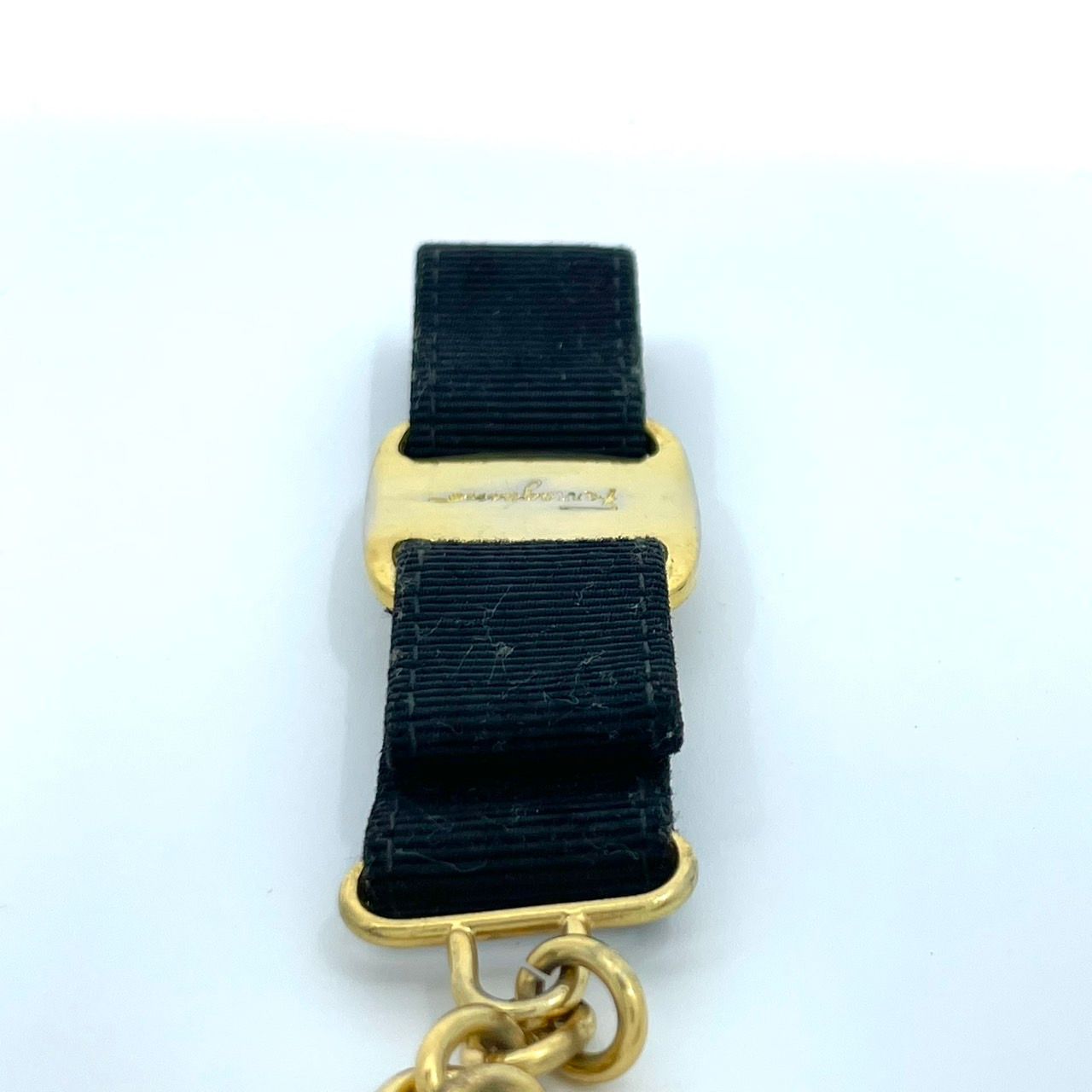 Salvatore Ferragamo ブラックリボン キーホルダー Salvatore Ferragamo サルヴァトーレ フェラガモ ヴァラリボン