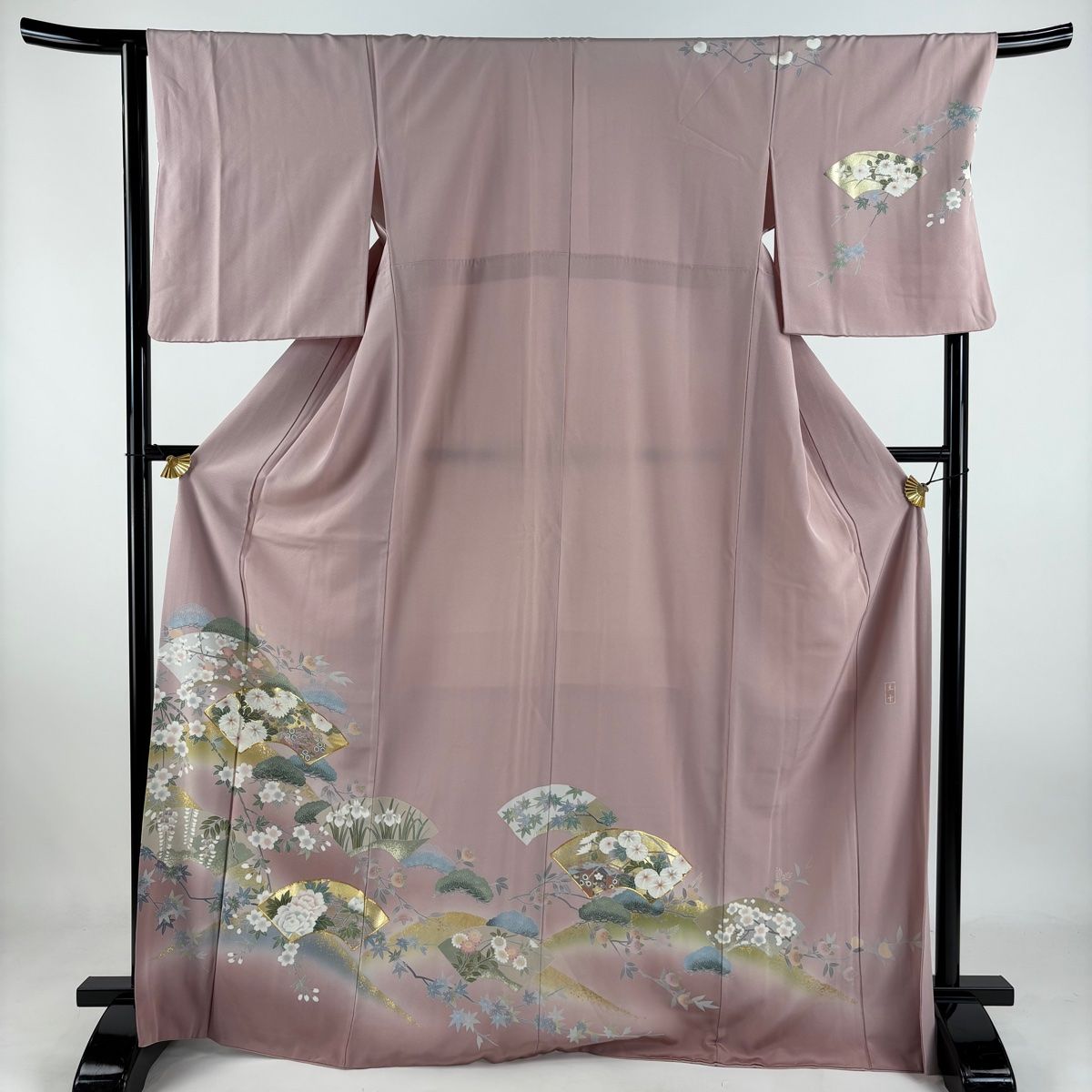 訪問着 身丈169.5cm 裄丈67cm M 袷 落款 扇面 菊 金糸 金彩 ピンク 正絹 名品 【】