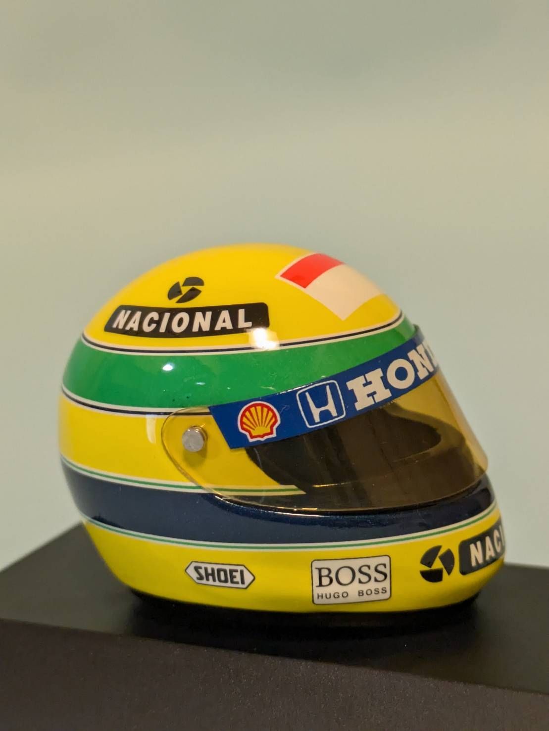 ミニチャンプス1/8 アイルトンセナヘルメットコレクション 1992