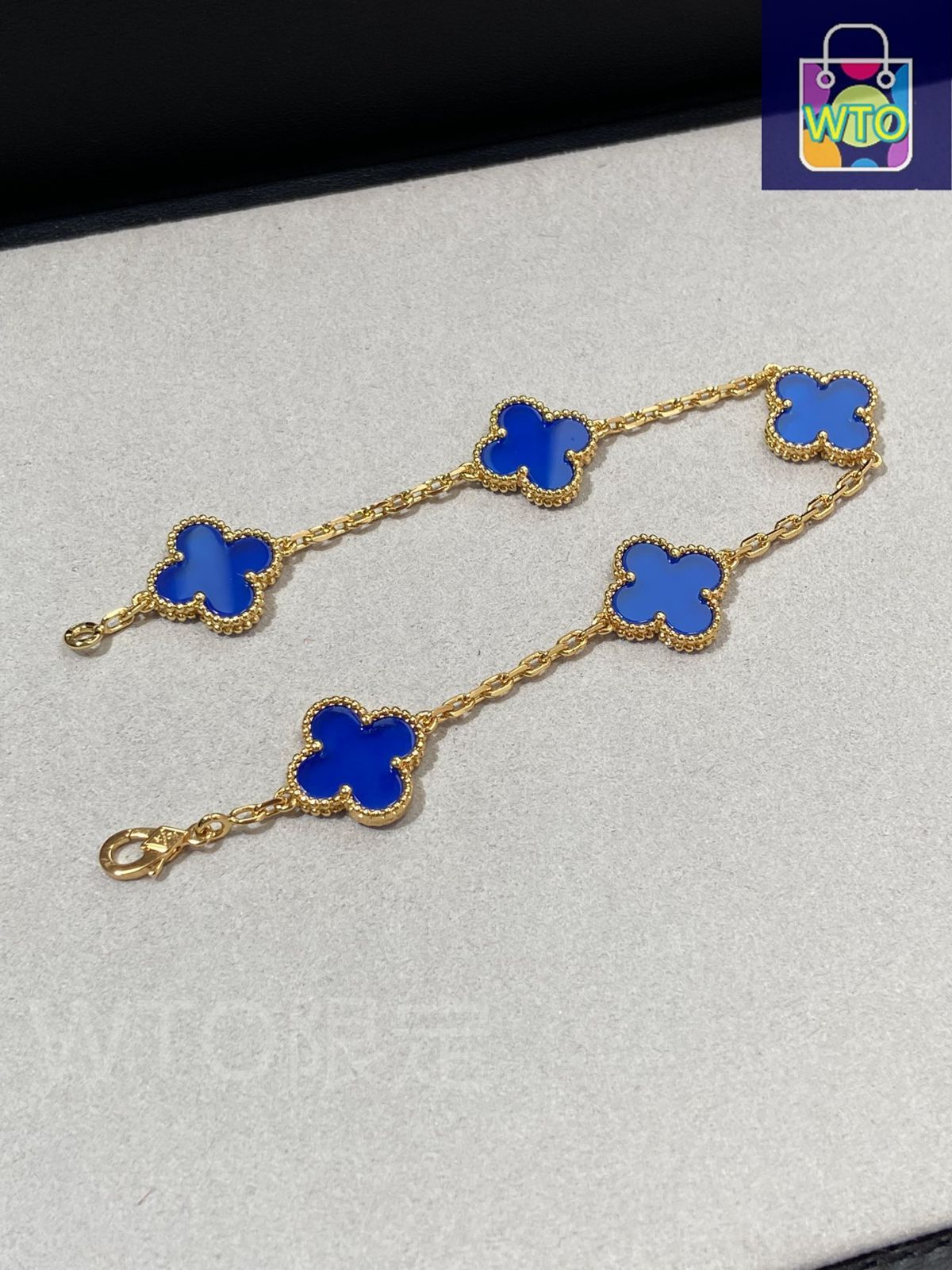 Van Cleef & Arpels 四つ葉のクローバーブレスレット Van Cleef & Arpels 四つ葉のクローバーブレスレット Van Cleef