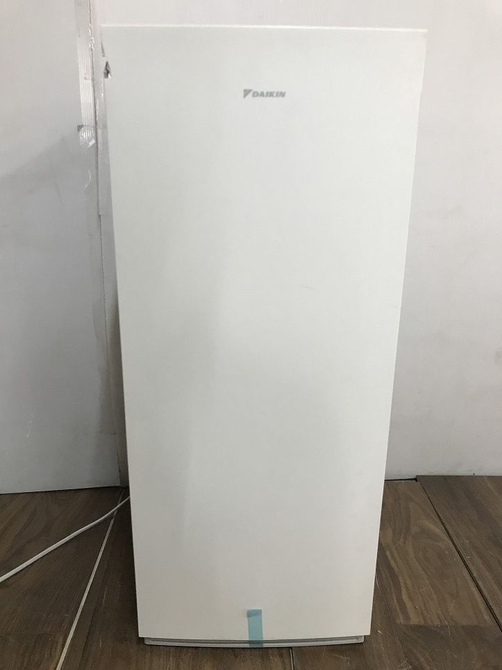 DAIKIN ダイキン 空気清浄機 MCK70YE9-W 2022年製 加湿 DAIKIN ダイキン 空気清浄機 MCK70YE9-W 2022年製 加湿