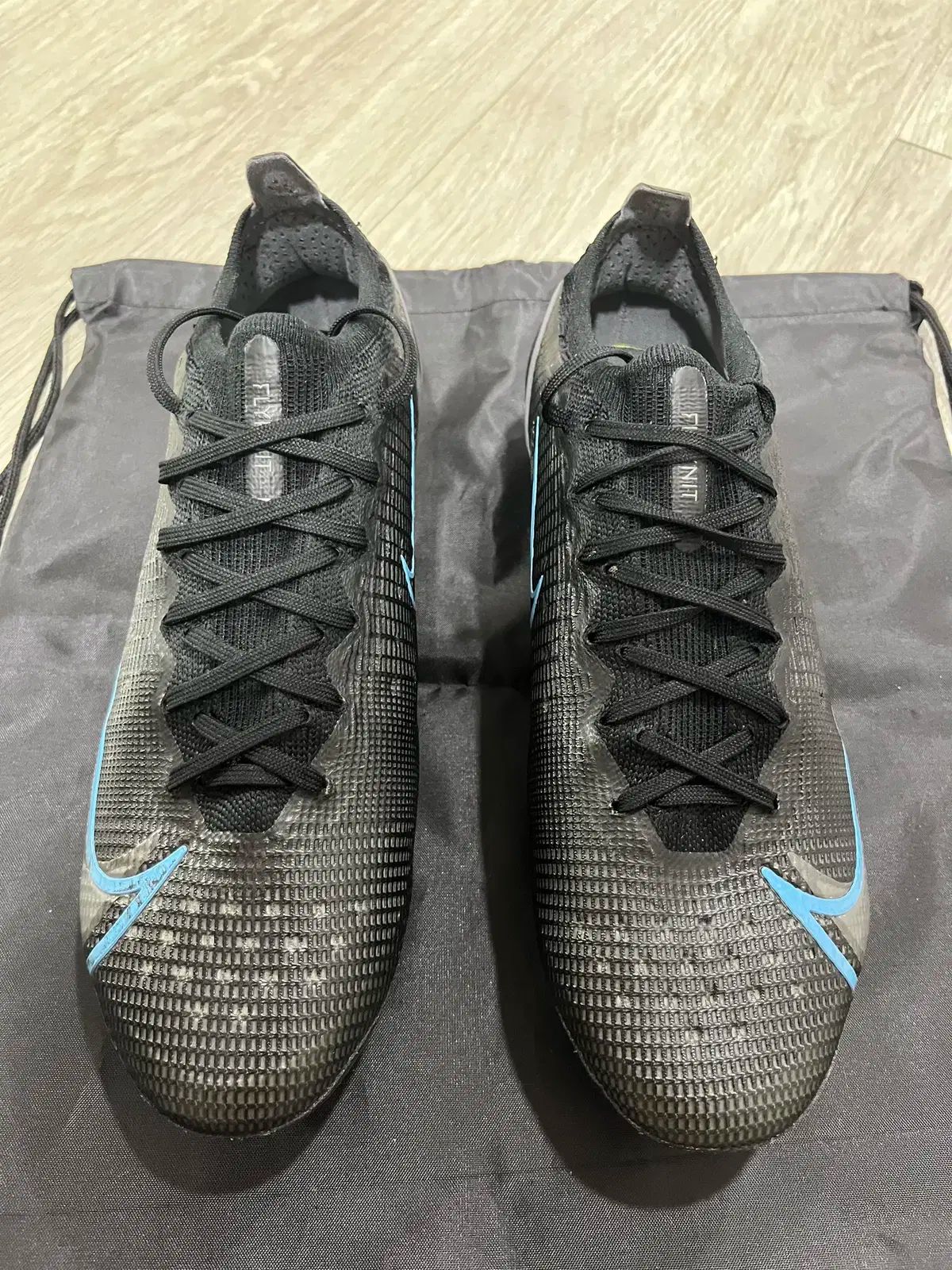 マーキュリアル