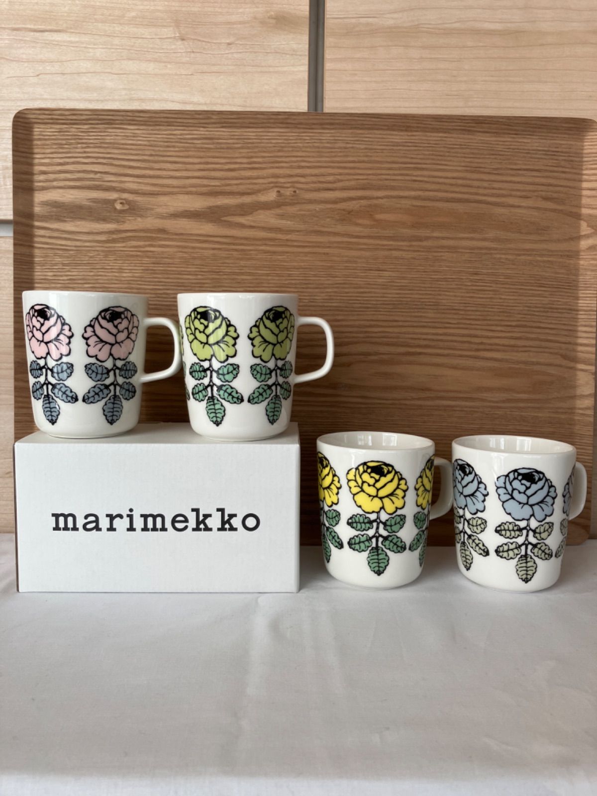マリメッコ ヴィヒキルース マグカップ 3個セット 廃盤 - メルカリ