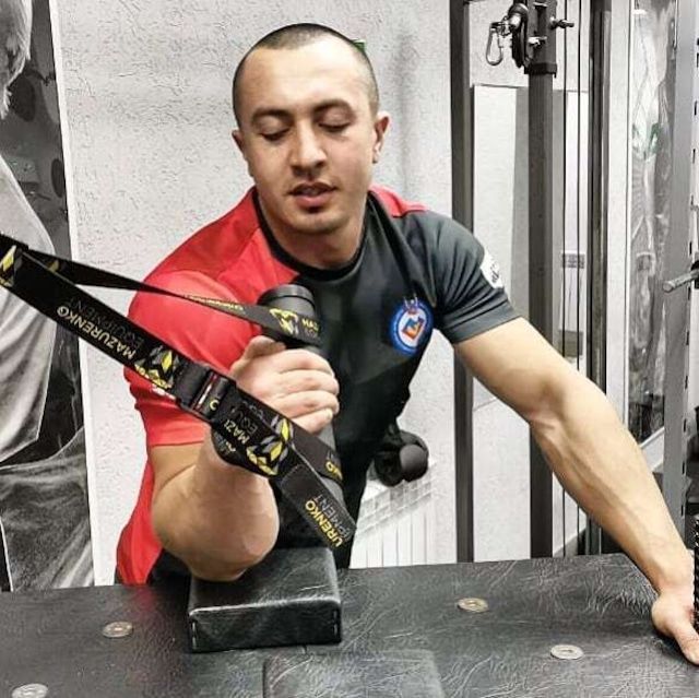 マジョレンコmazurenkoアームレスリングケーブルトレーニング