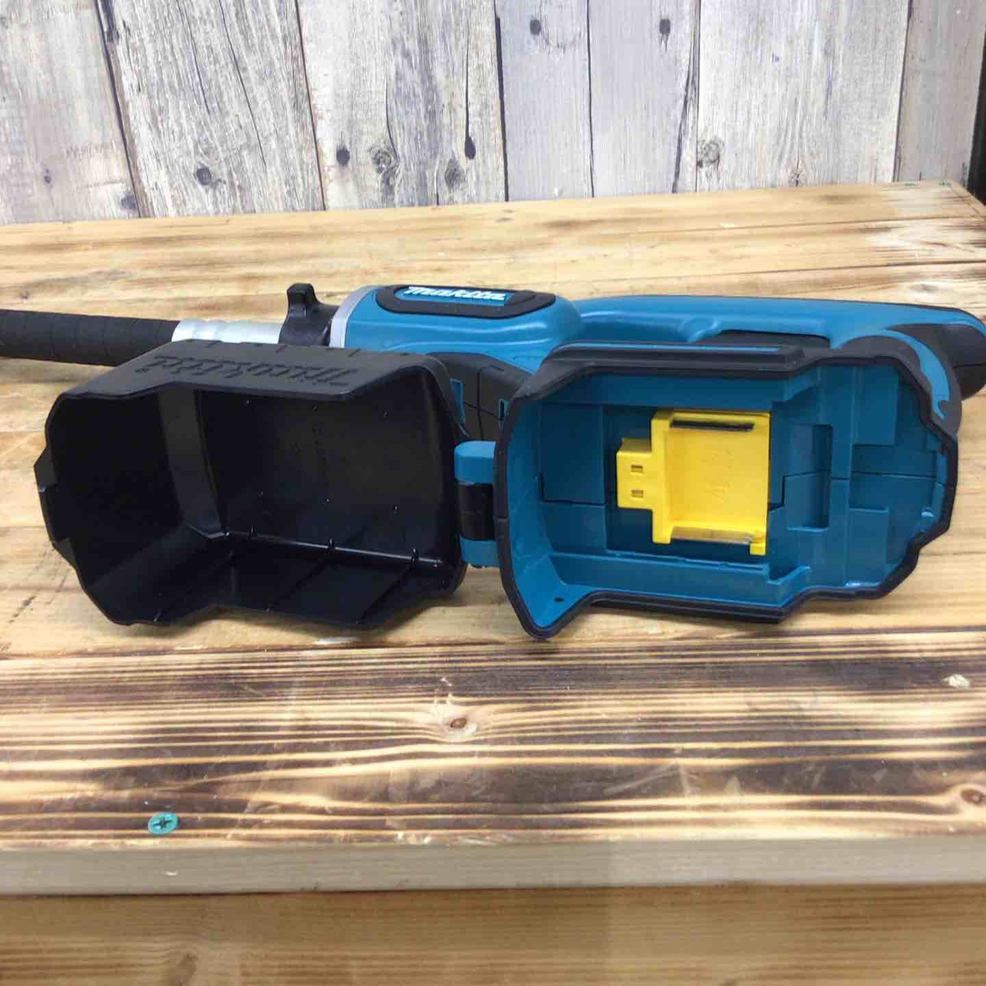 makita コードレスコンクリートバイブレータ