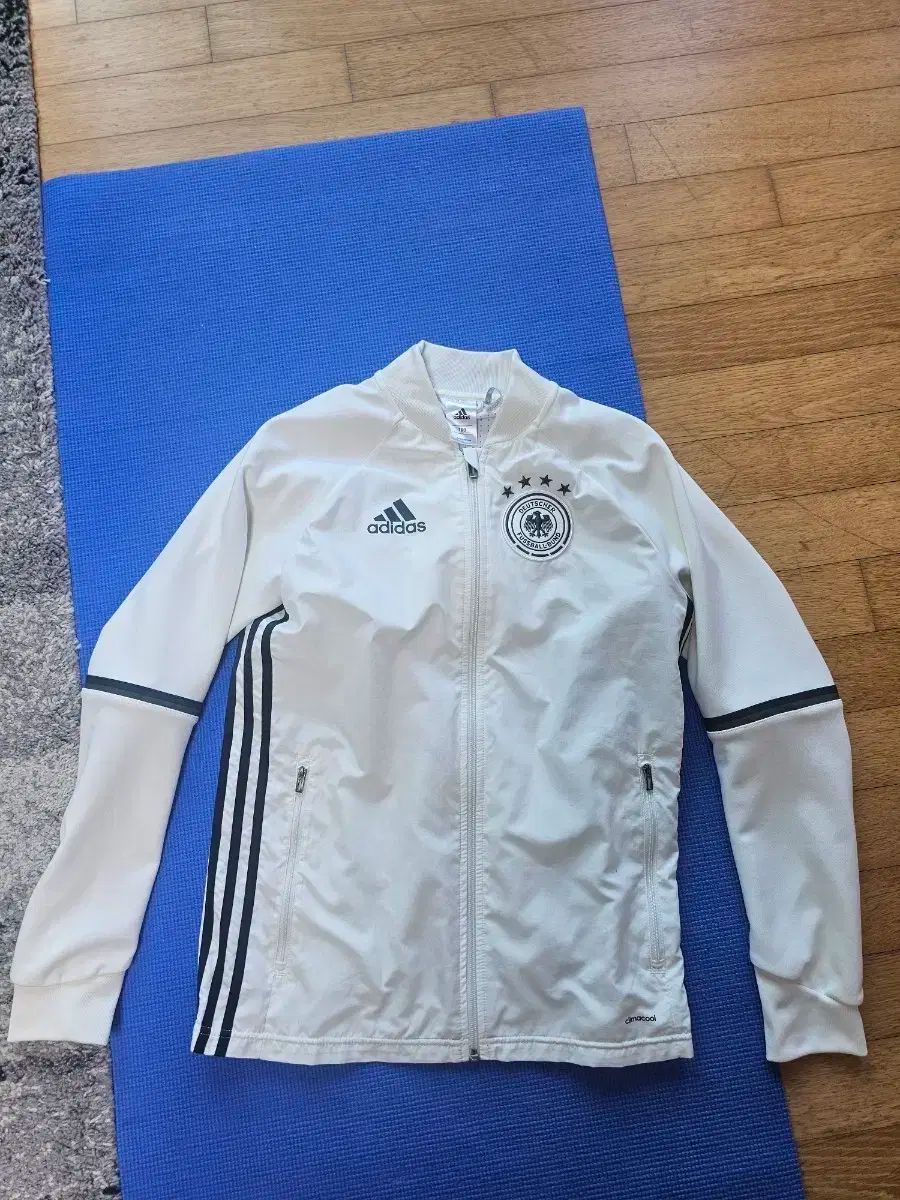 自分じゃない人 adidas(アディダス) ドイツ サッカー ナショナルチーム
