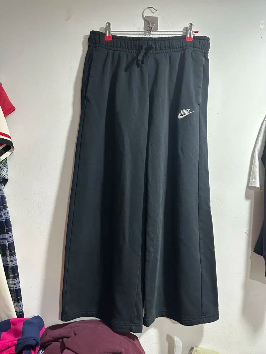 NIKE ナイキ ウーマンズ ワイド パンツ L 32