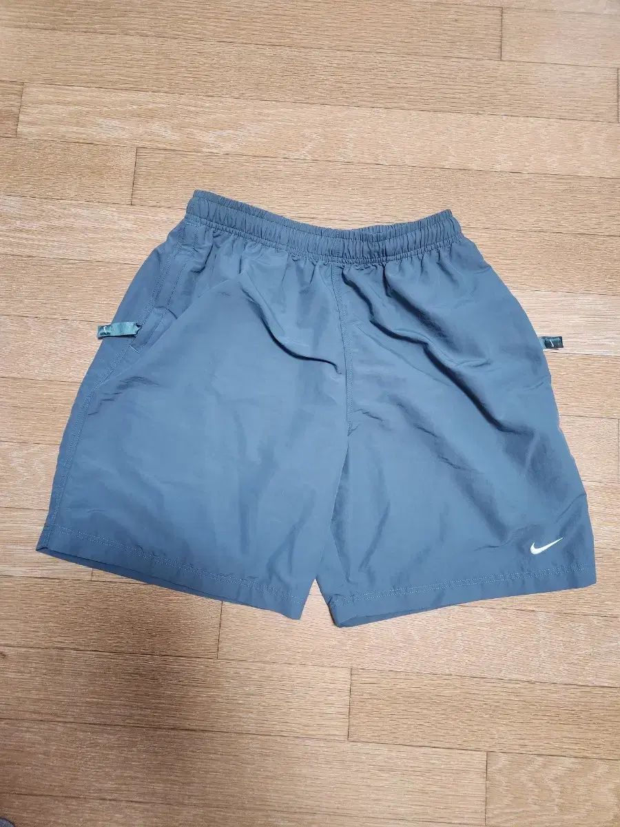 【雷市場（ポンジャン）商品韓国直送】Nike(ナイキ） nrg ソロスウッシュ ショートパンツ ハスタ