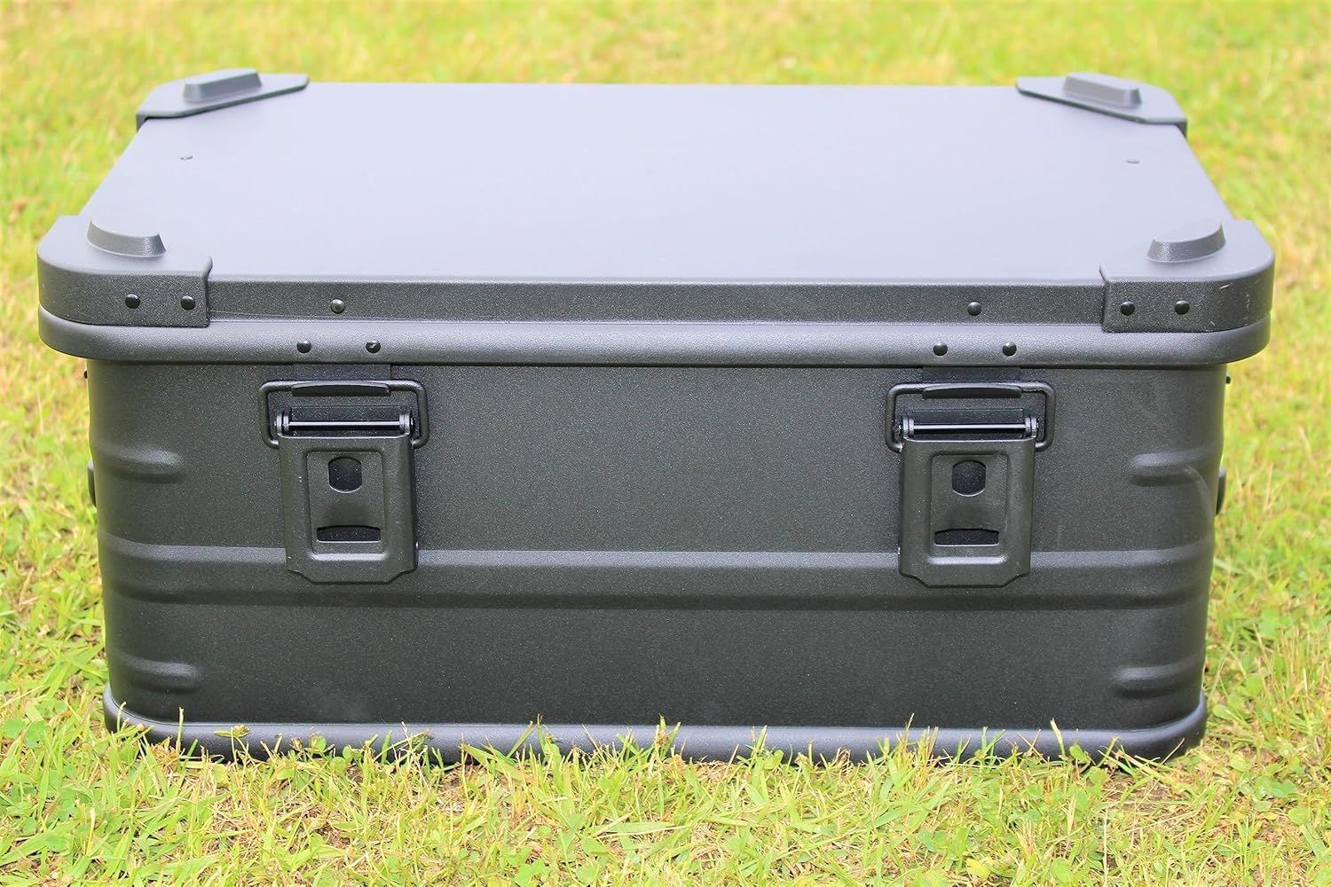 マットブラック スタッキング アルミコンテナボックス 30L アウトドア