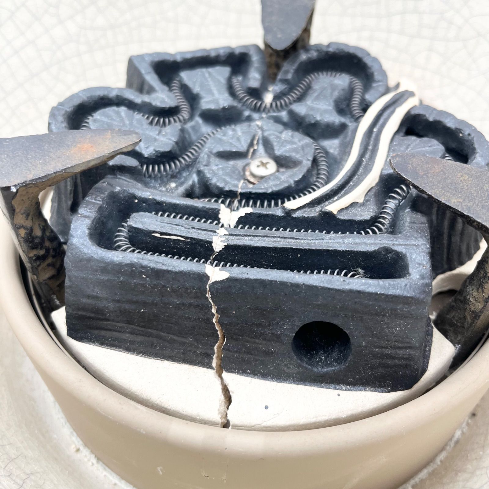 野々田式 風炉型電熱器 茶道 電熱風炉 通電・動作確認済 割れあり 使用