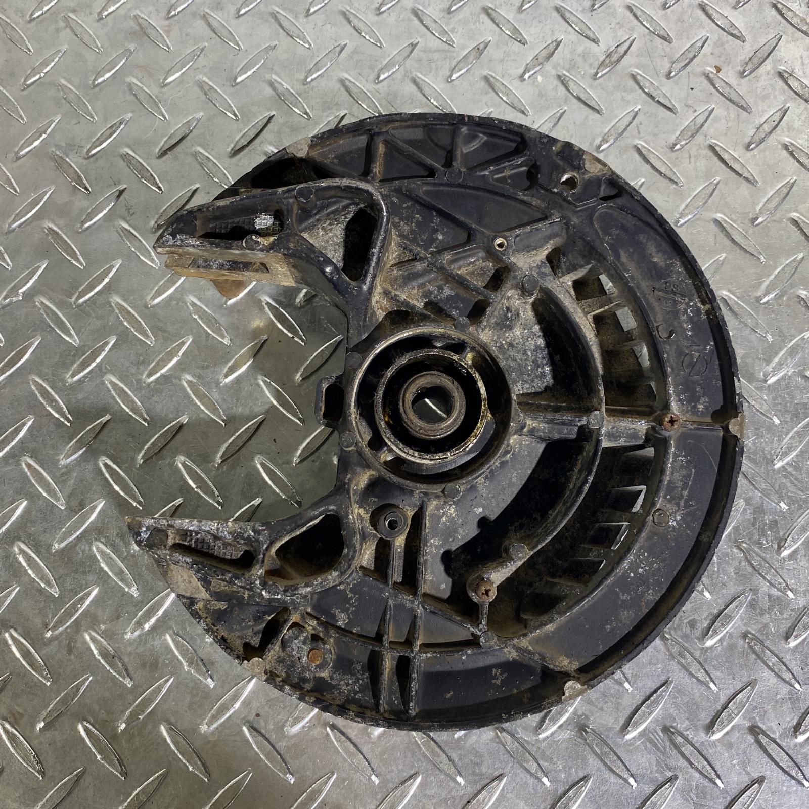 tmax530dx リアホイール　ディスクローター　ABSセンサープレート付き tmax530dx リアホイール ディスクローター ABSセンサープレート