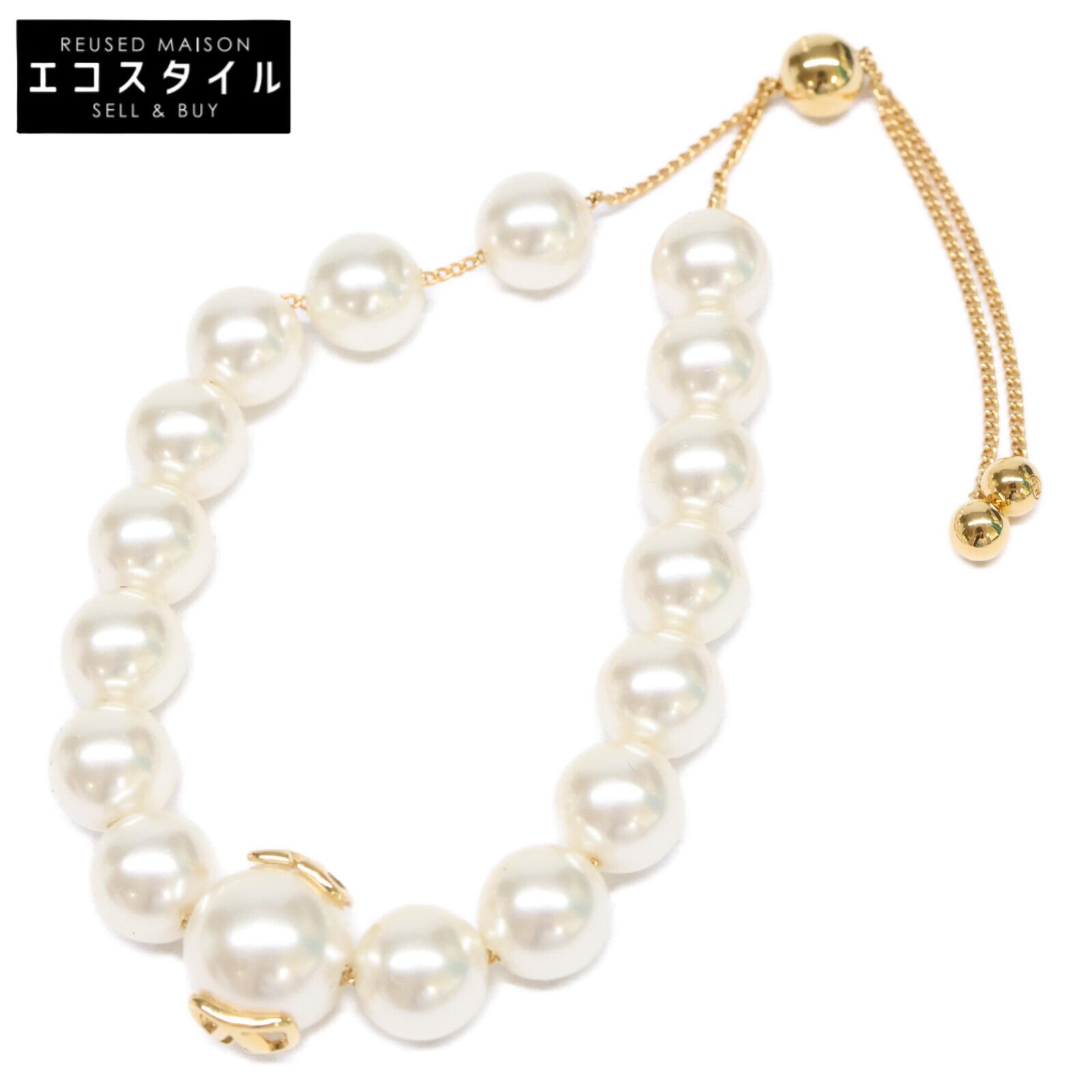 【美品】VALENTINO Vロゴ シグネチャー ブレスレット パール 美品】VALENTINO Vロゴ シグネチャー ブレスレット パール 【公式通販】