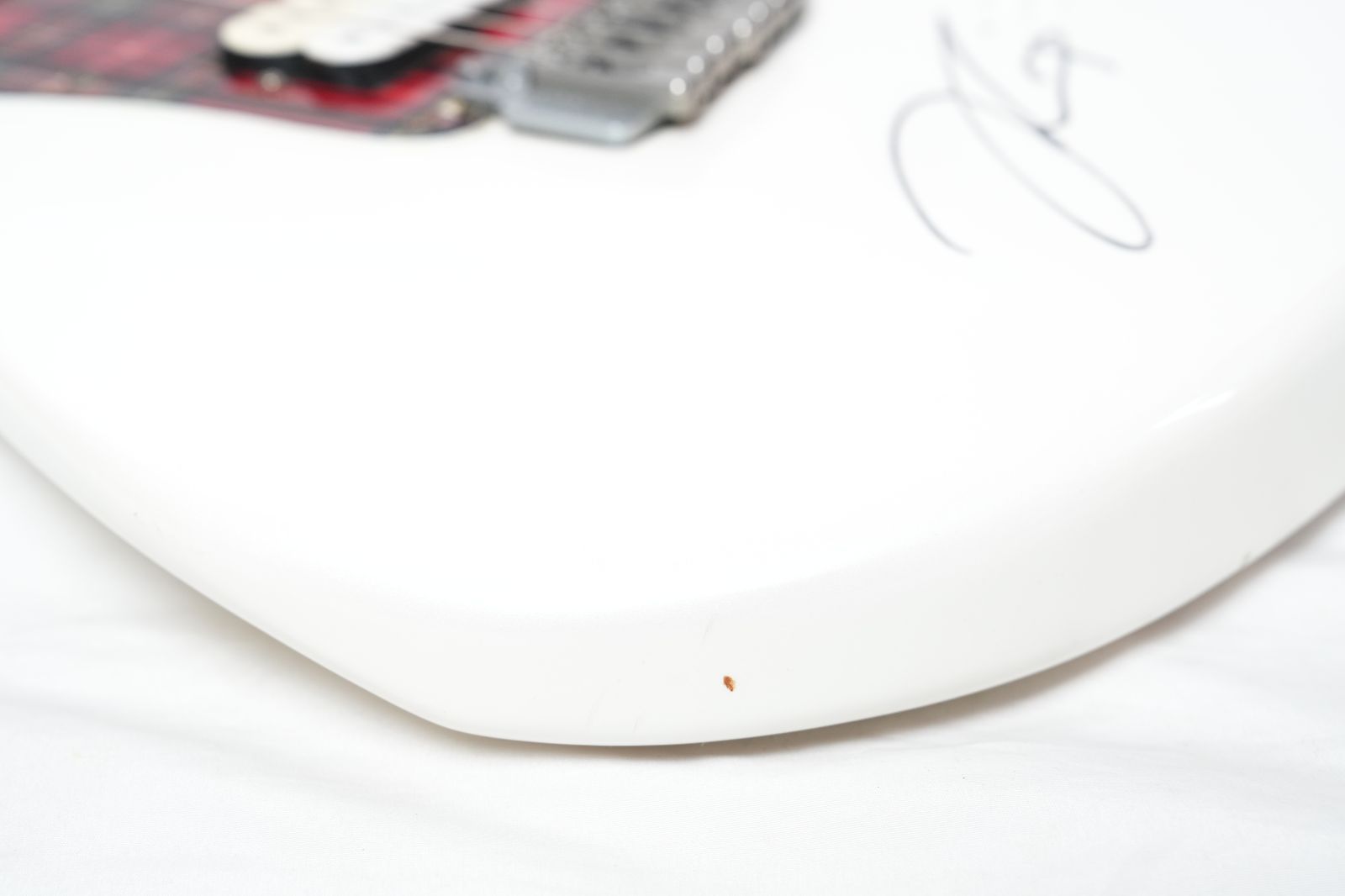 美品 希少品 FERNANDES 伊藤賢一モデル サイン入 zo-3 美品 希少品 FERNANDES 伊藤賢一モデル サイン入 zo-3 - メルカリ