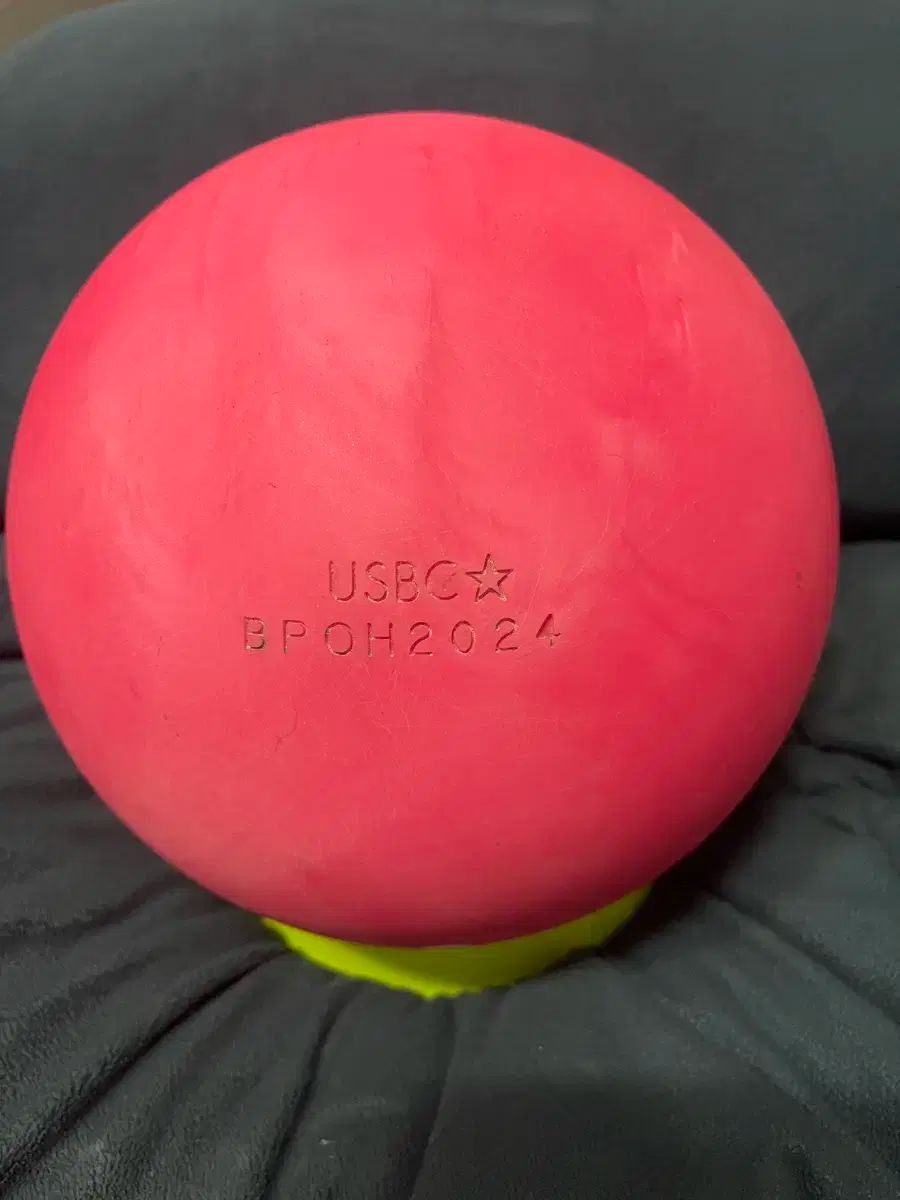 【新品/15ポンド 4オンス】ブラックウィドー ウレタン ピンク パール LEGEND ブラックウィドー サベージ