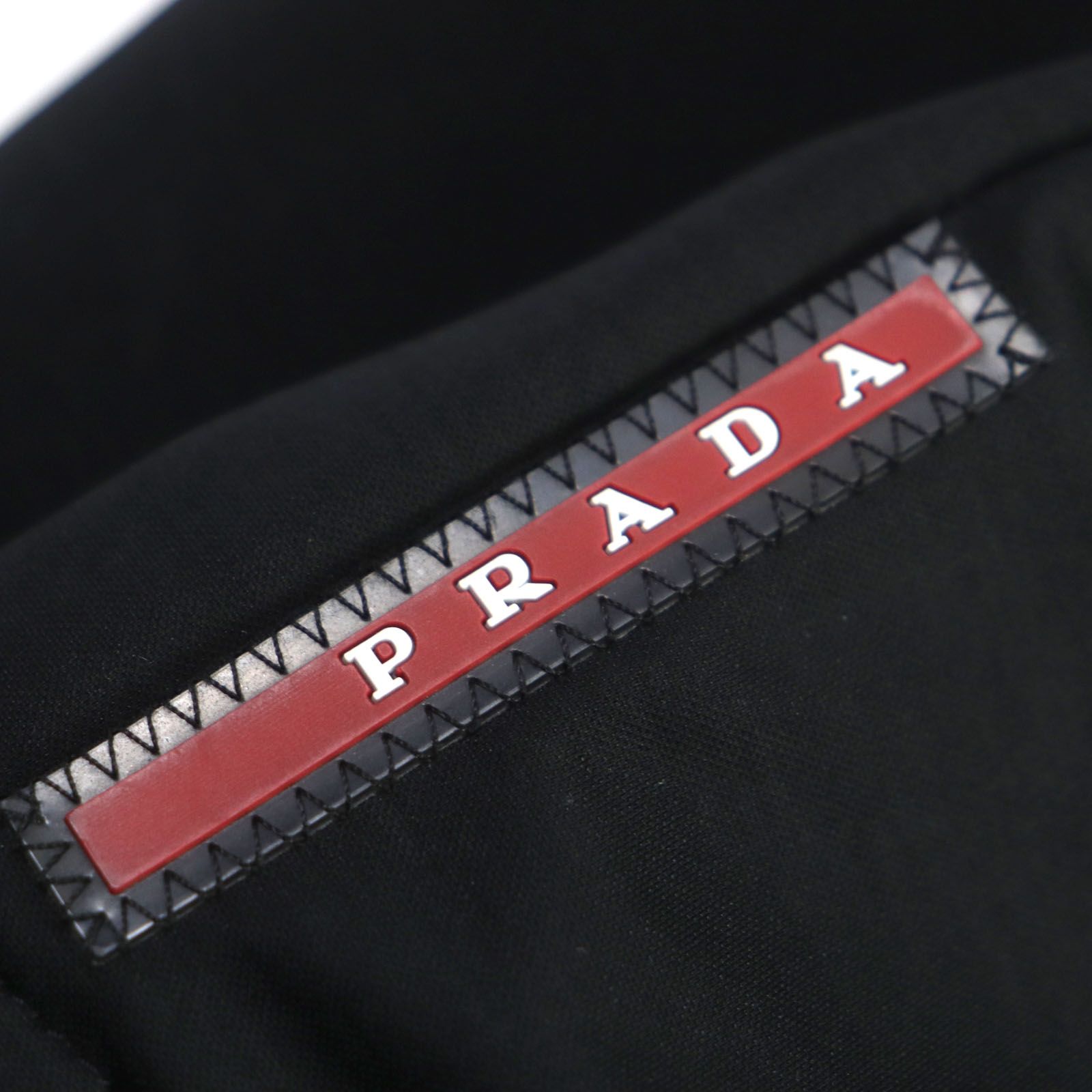 美品▼PRADA プラダ SJC516 ロゴワッペン・フード付き ライン入り ZIP トラックジャケット ブラック S 正規品 メンズ