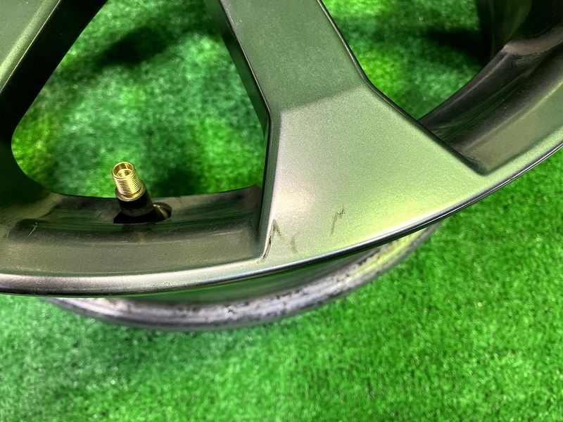 スズキ SUZUKI 純正 スズキ純正 TDA4W エスクード 18ｲﾝﾁ 7J 5穴 4本 114.3 45