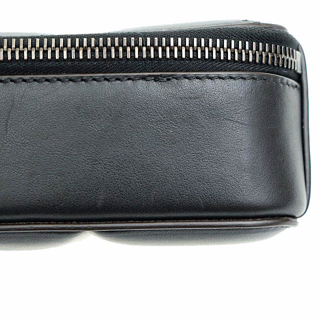 【新品未使用】モンクレール レザー バーティカルクロスボディ ショルダーバッグ モンクレール MONCLER 24AW VERTICAL CROSSBODY バーティカル クロス