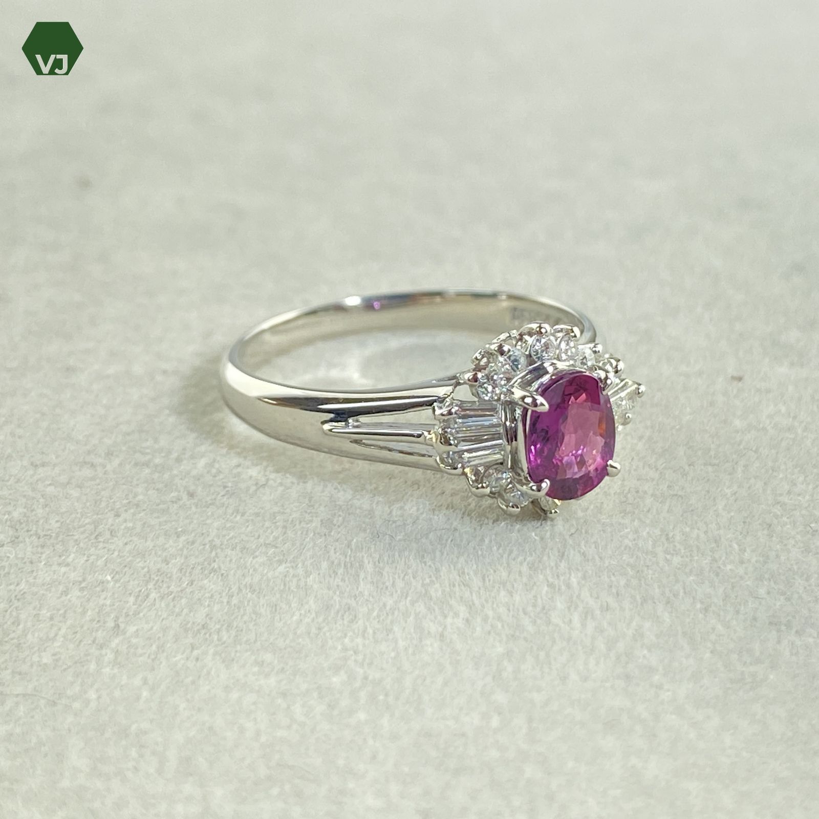 31-16】ルビー ダイヤモンド リング R1.00ct D0.18ct 【中古】【PT850  