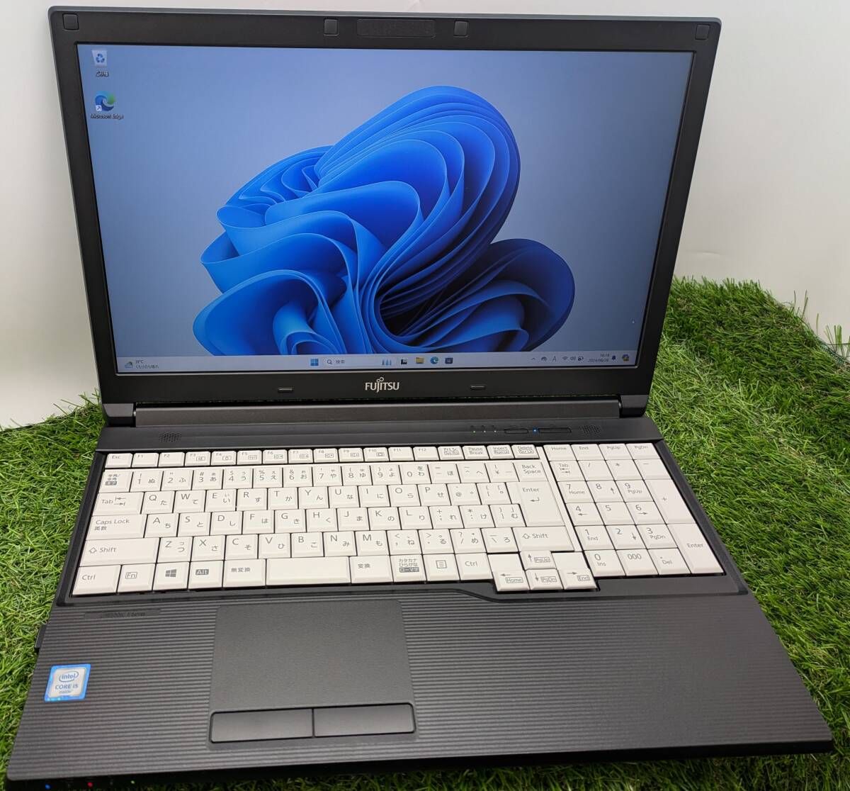 【良品FUJITSU】office付カメラなしノート 15.6インチ256GB/SSD8GB/Core i5-6200U(6世代)/Win11 ProLIFEBOOK A576/s【6079】