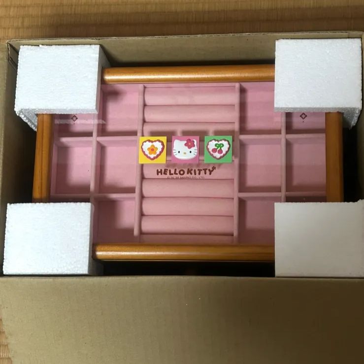 Hello Kitty 木製ジュエリーBOX デラックス 1 9 9 8 - メルカリ