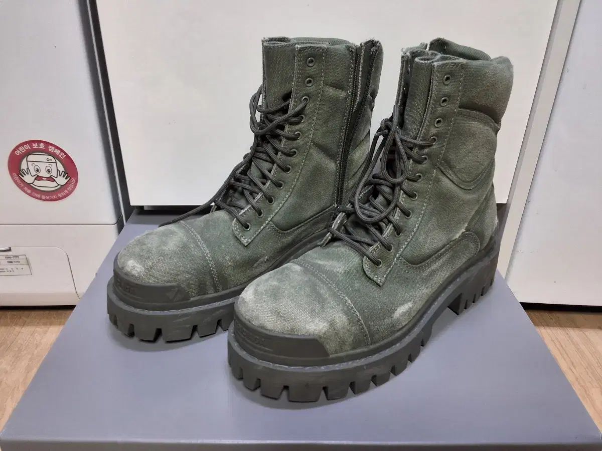 BALENCIAGA バレンシアガ ストライク ブーツ 40