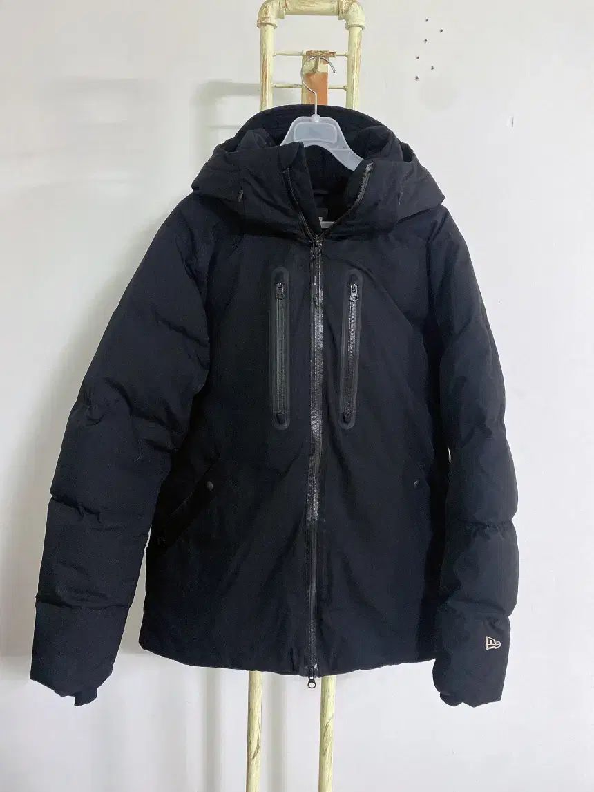 ヴィンテージ NEW ERA メンズ ダウン ファー ブラック 防水 WHO フーディー