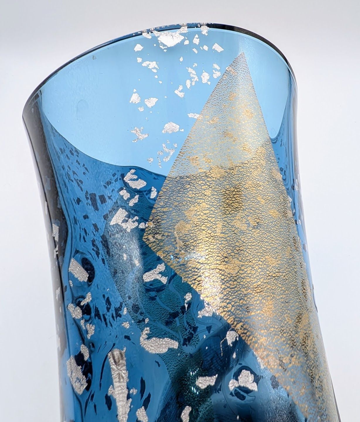 東洋 佐々木ガラス 花瓶 花模様 金箔 東京都知事指定 伝統工芸品 東洋 佐々木ガラス 花瓶 花模様 金箔 東京都知事指定 伝統