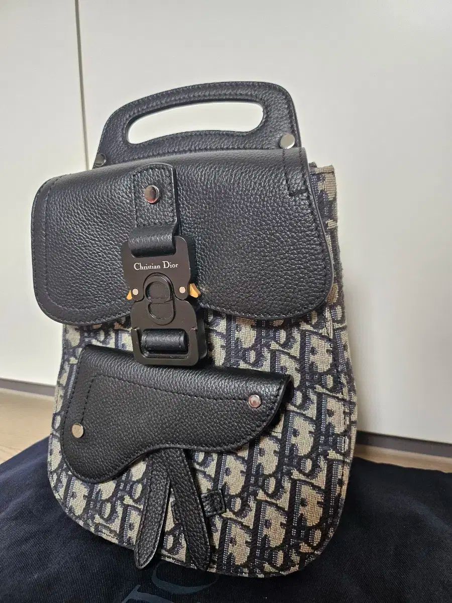 着用回数 6 刺身 ディオール ギャロップ スリングバッグ ほぼ DECORATOM_COM_BR