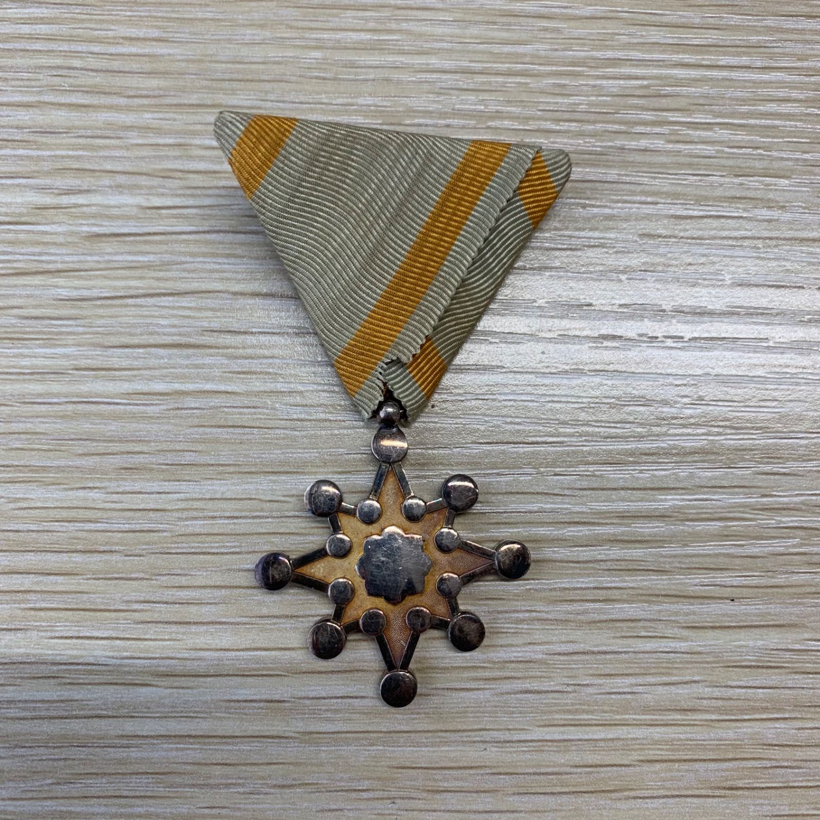 Yahoo!オークション - 支那事変従軍記章 旧日本軍 勲章 記章 メダル バ