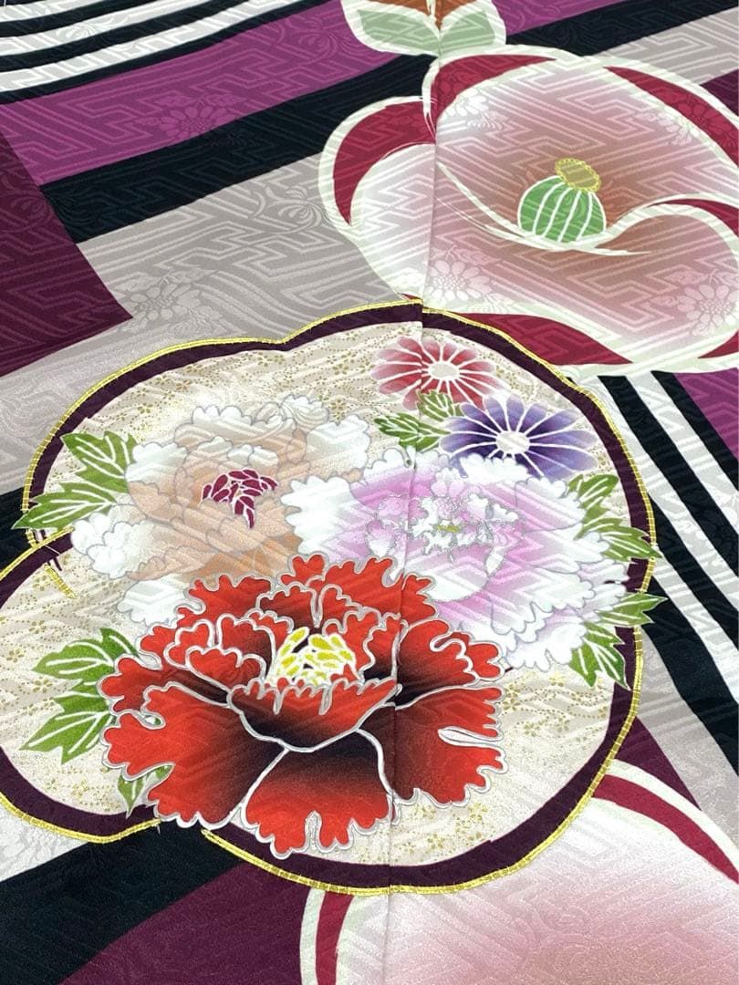 振袖 仮絵羽 金駒 銀駒 金彩 紋意匠 牡丹 正絹 未仕立て品 八掛付き 振袖 仮絵羽 金駒 金彩 紋意匠 牡丹 椿 正絹 未仕立て品 八掛