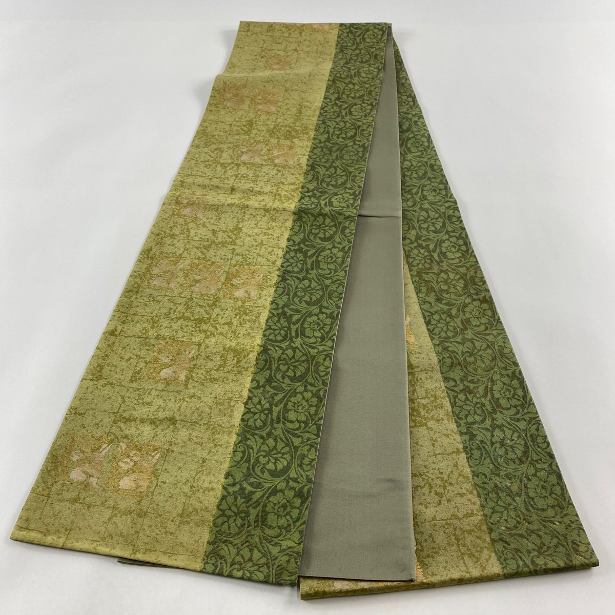 中古美品 袋帯 唐草花模様 金×緑系■N70805-6 袋帯 美品 秀品 草花 波 金糸 箔 緑 六通 正絹 【中古】 - メルカリ